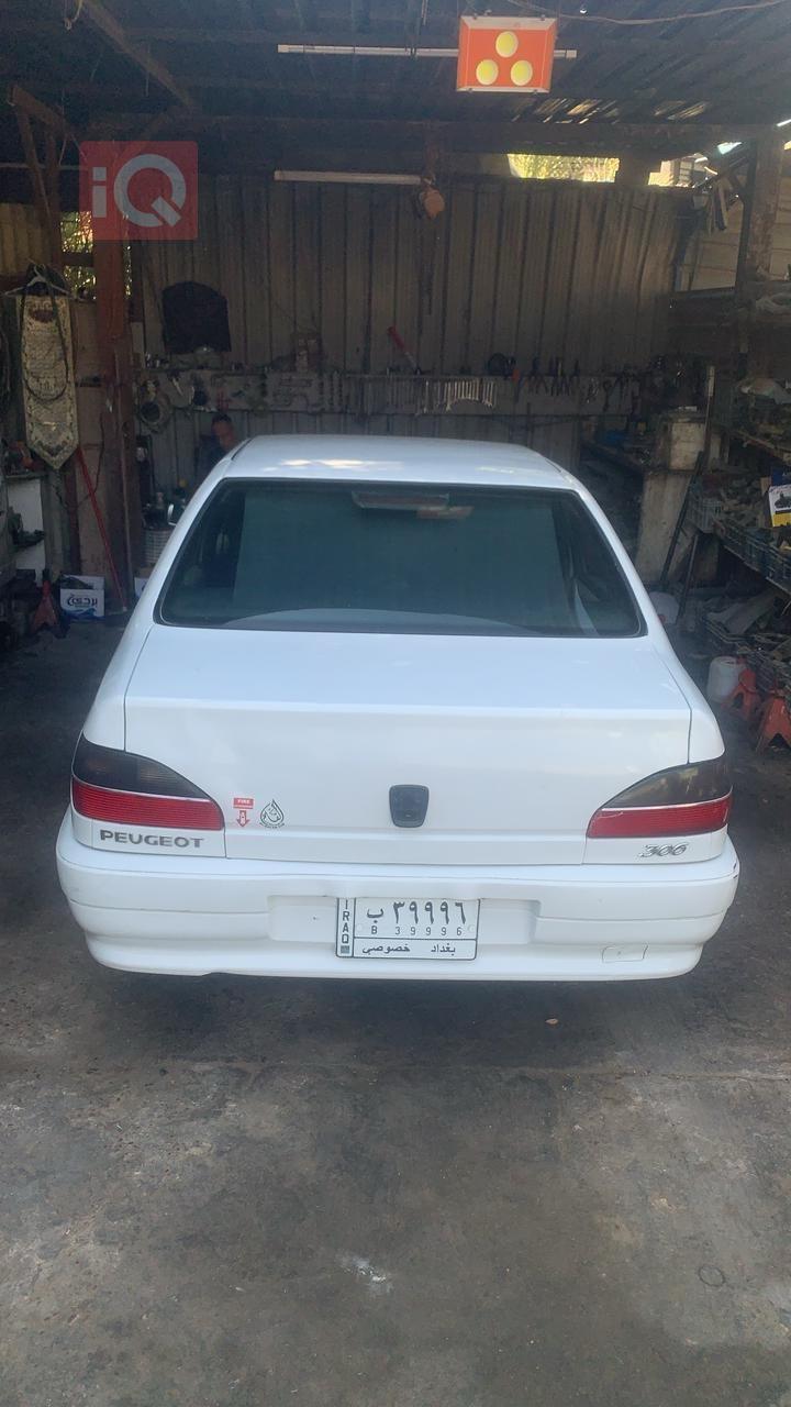 بیجۆ 306